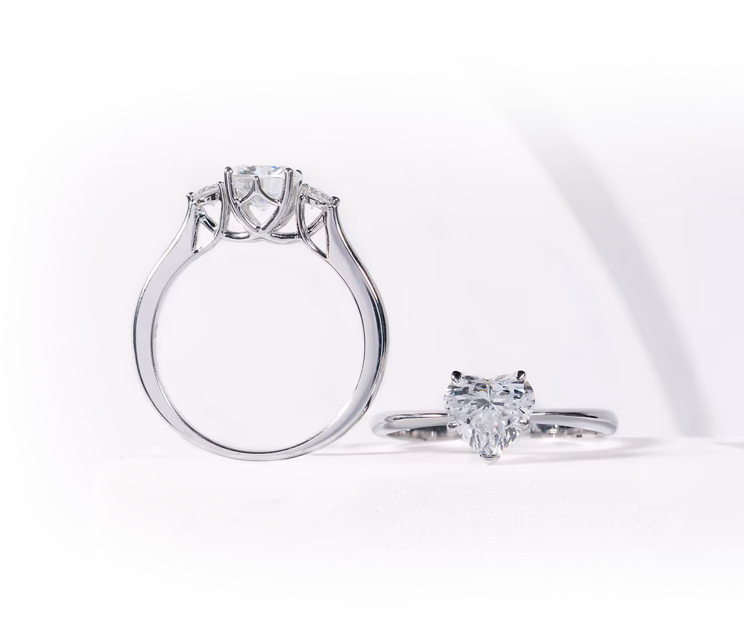 Nhẫn cầu hôn Kim Cương Lucy Bui Diamond & Jewelry